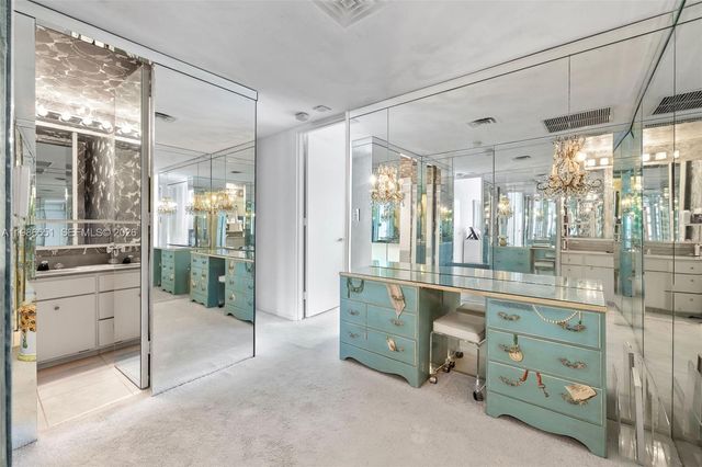 5055 Collins Ave 5M, Miami Beach, FL 33140