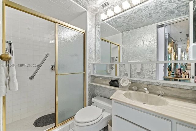 5055 Collins Ave 5M, Miami Beach, FL 33140