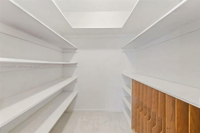 5055 Collins Ave 5M, Miami Beach, FL 33140