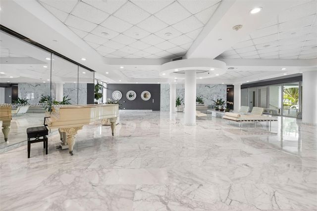 5055 Collins Ave 5M, Miami Beach, FL 33140