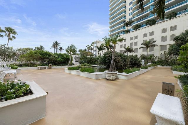 5055 Collins Ave 5M, Miami Beach, FL 33140