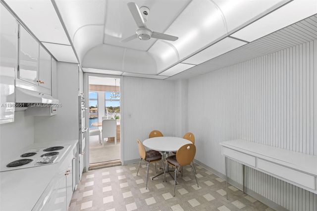 5055 Collins Ave 5M, Miami Beach, FL 33140