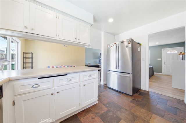 16201 Napa, North Hills, CA 91343