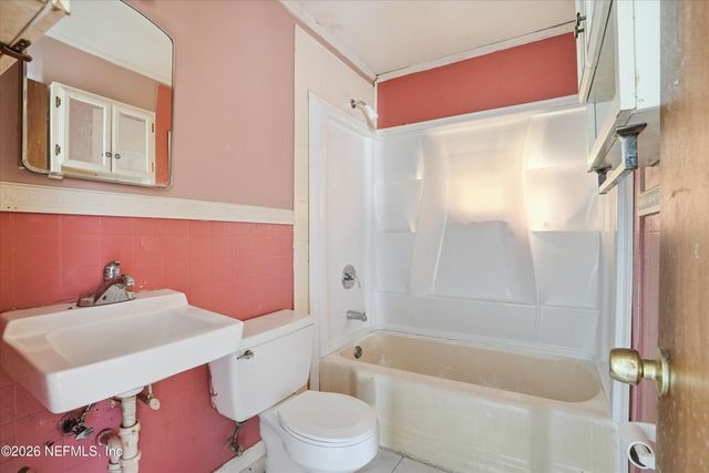 27 JULIA Street, St. Augustine, FL 32084