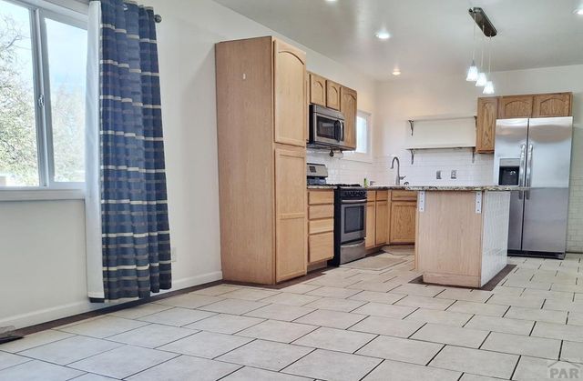 28922 Everett Rd, Pueblo, CO 81006