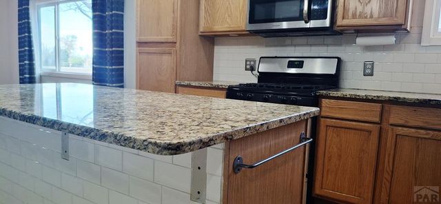 28922 Everett Rd, Pueblo, CO 81006