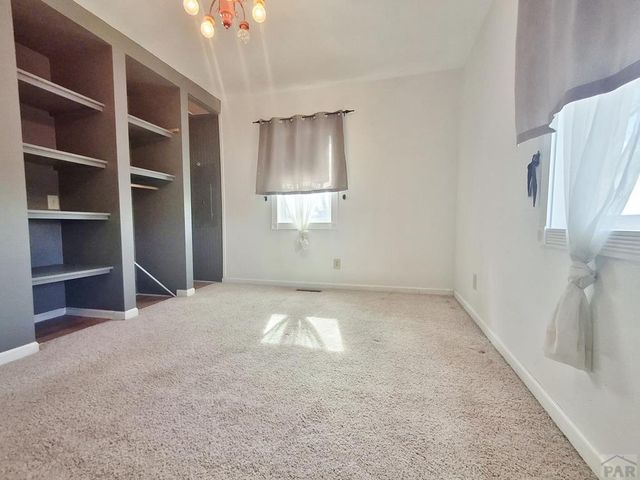 28922 Everett Rd, Pueblo, CO 81006