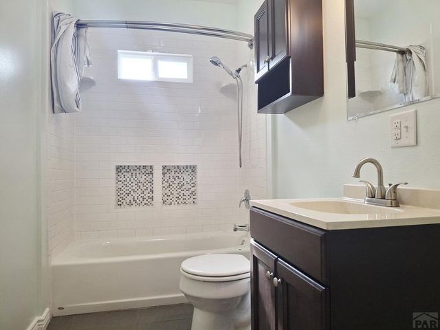 28922 Everett Rd, Pueblo, CO 81006