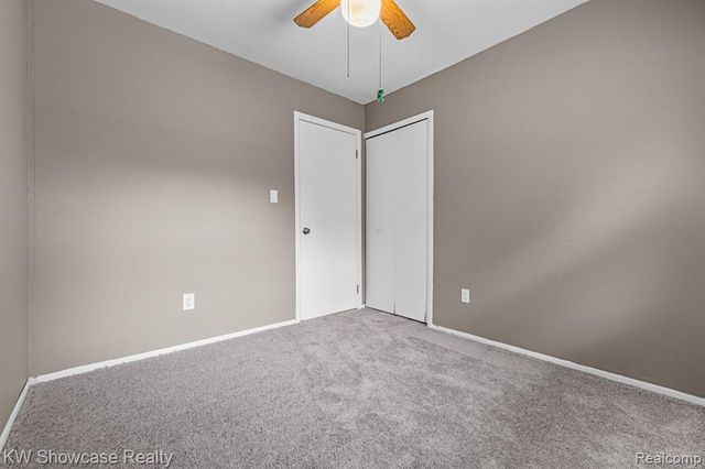 2755 Willow Lane, Highland, MI 48356