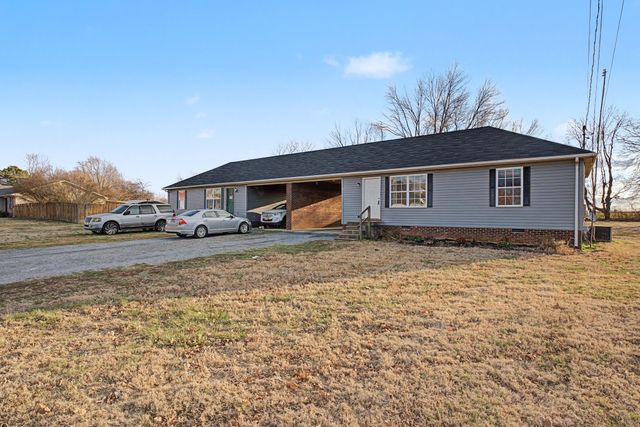 1115 W Church St, Orlinda, TN 37141