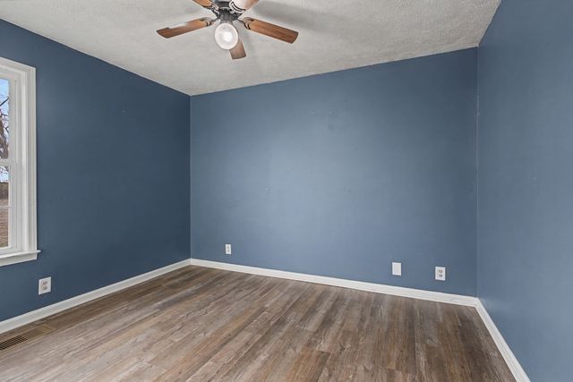 1115 W Church St, Orlinda, TN 37141