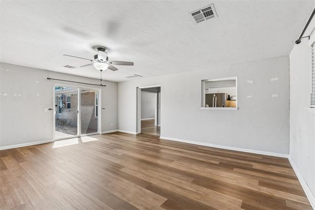 409 W Douglas Drive, Midwest City, OK 73110