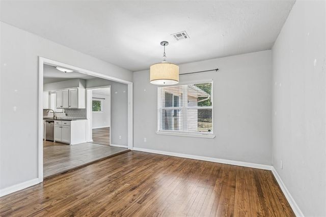 409 W Douglas Drive, Midwest City, OK 73110