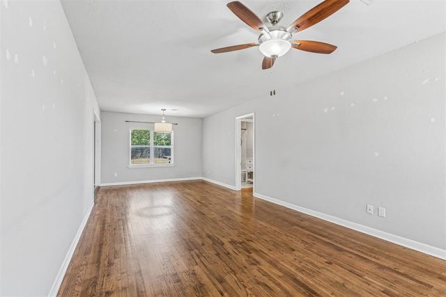 409 W Douglas Drive, Midwest City, OK 73110
