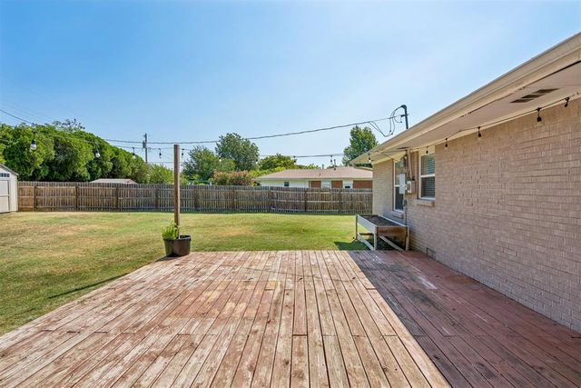 409 W Douglas Drive, Midwest City, OK 73110