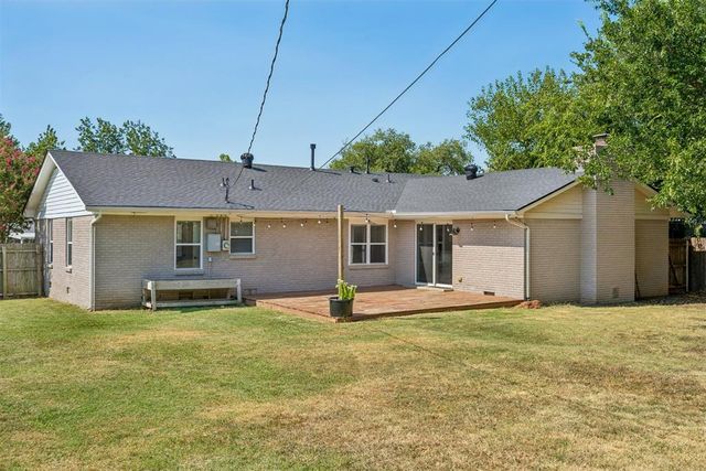409 W Douglas Drive, Midwest City, OK 73110