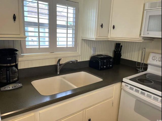 1984 Jacana Dr., Surfside Beach, SC 29575