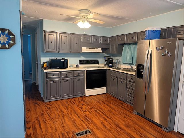 7411 FAIRLANE AVENUE, Brooksville, FL 34613