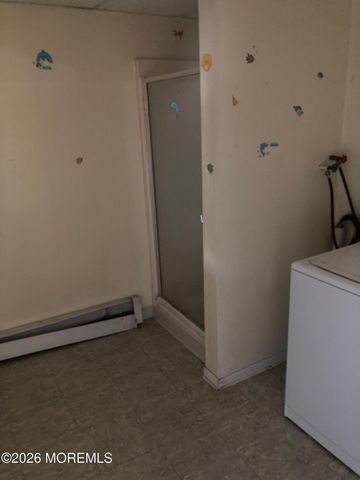 75 Washington Avenue, Keansburg, NJ 07734