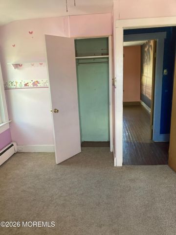 75 Washington Avenue, Keansburg, NJ 07734