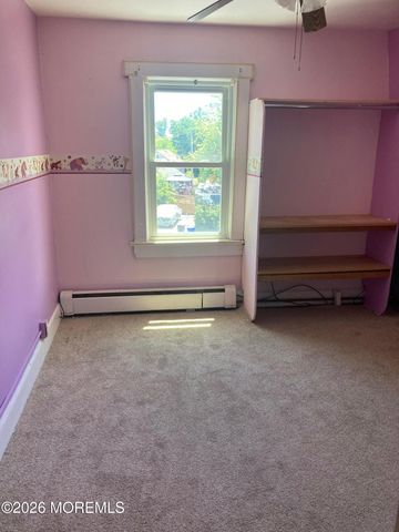 75 Washington Avenue, Keansburg, NJ 07734