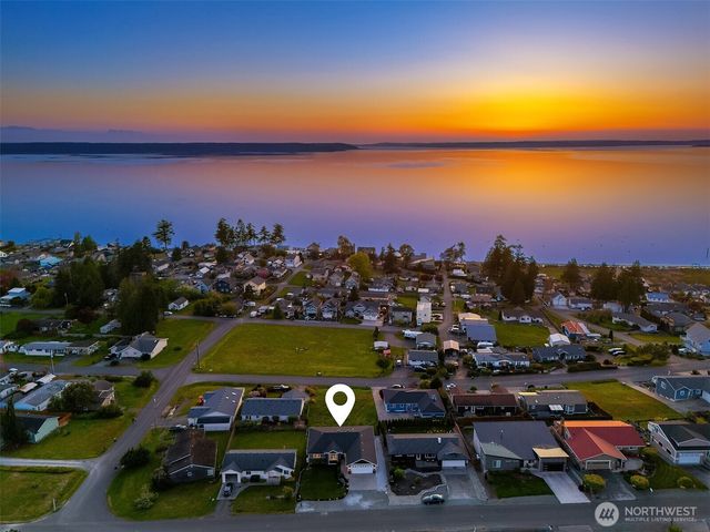 215 Burke Drive, Camano Island, WA 98282