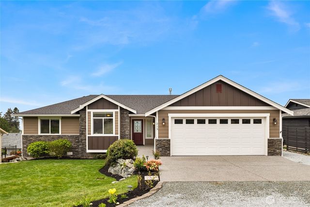 215 Burke Drive, Camano Island, WA 98282