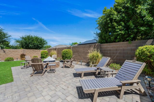 18076 W HATCHER Road, Waddell, AZ 85355