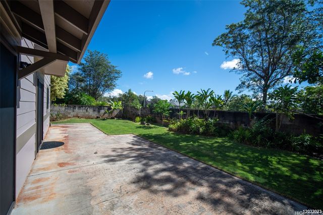 95-1053 Mahea Street, Honolulu, HI 96789