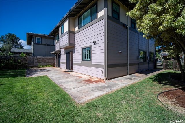95-1053 Mahea Street, Honolulu, HI 96789