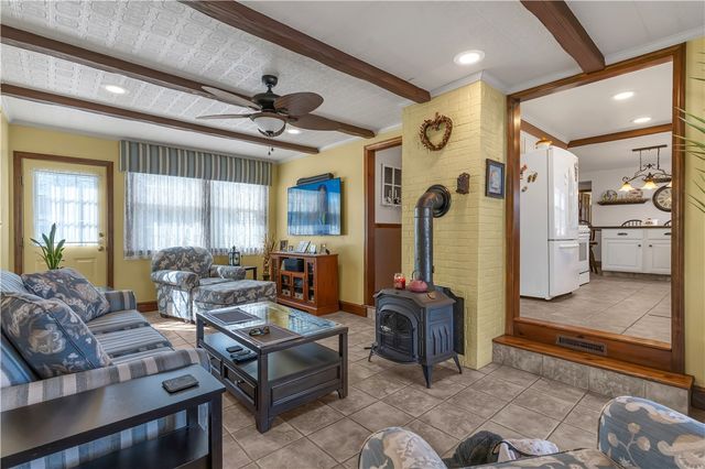 255 Knollwood Drive, Woonsocket, RI 02895