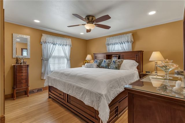 255 Knollwood Drive, Woonsocket, RI 02895