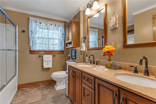 255 Knollwood Drive, Woonsocket, RI 02895