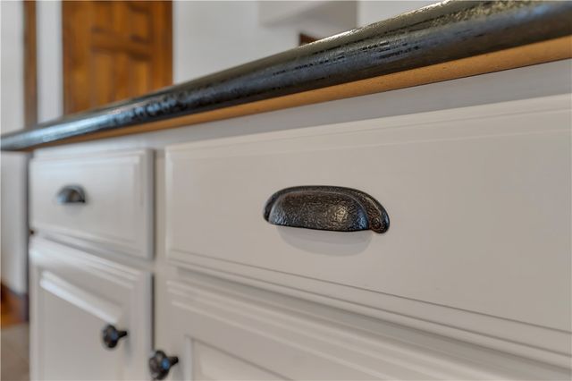 255 Knollwood Drive, Woonsocket, RI 02895