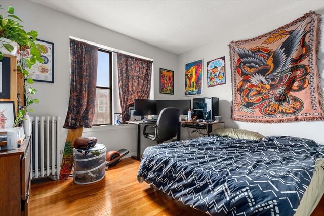 317 Summit Avenue 9, Boston, MA 02135
