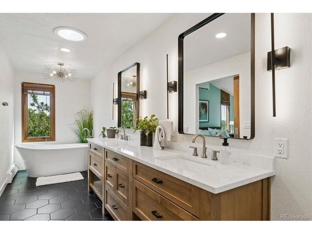 8930 Burning Tree Dr, Franktown, CO 80116