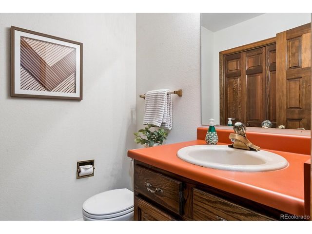 8930 Burning Tree Dr, Franktown, CO 80116