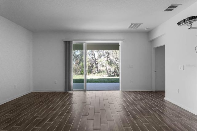 8180 SAYINGS DRIVE, Winter Garden, FL 34787