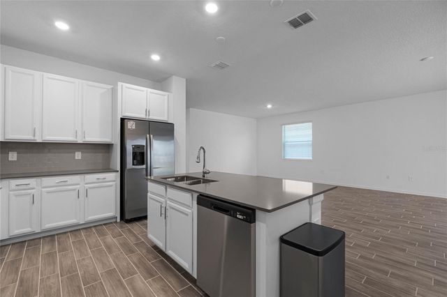 8180 SAYINGS DRIVE, Winter Garden, FL 34787