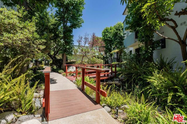 5000 S Centinela Avenue 344, Los Angeles, CA 90066
