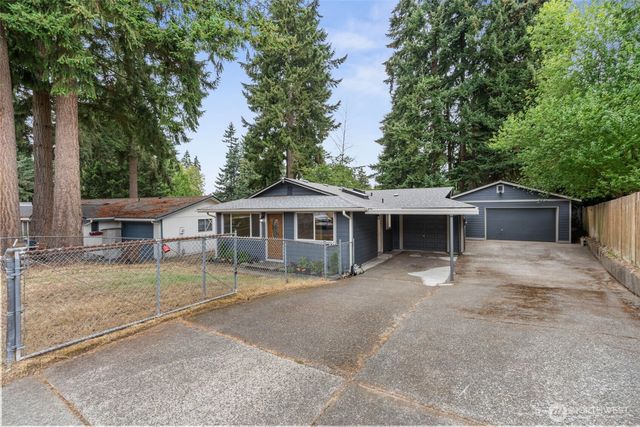 2113 E 68th Street, Tacoma, WA 98404