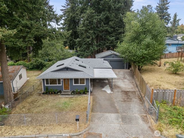 2113 E 68th Street, Tacoma, WA 98404