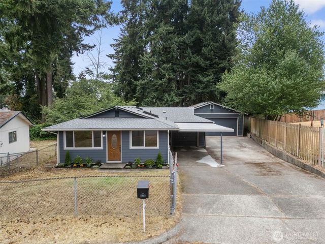 2113 E 68th Street, Tacoma, WA 98404