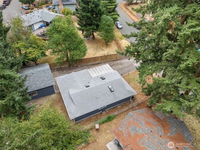 2113 E 68th Street, Tacoma, WA 98404