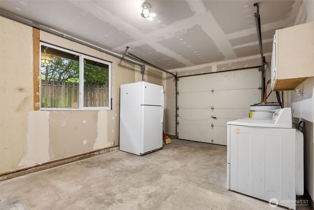 2113 E 68th Street, Tacoma, WA 98404