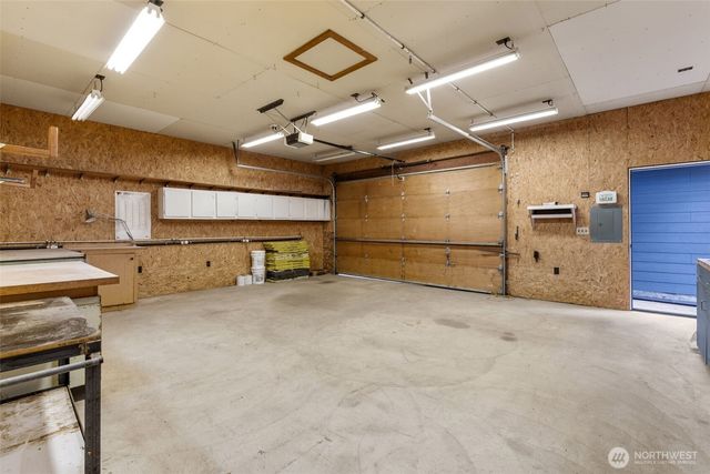 2113 E 68th Street, Tacoma, WA 98404