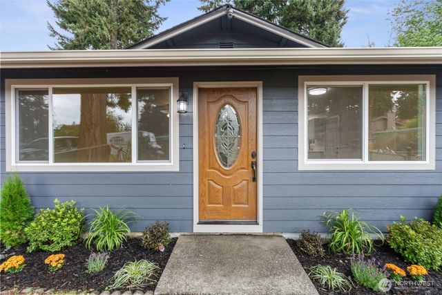 2113 E 68th Street, Tacoma, WA 98404