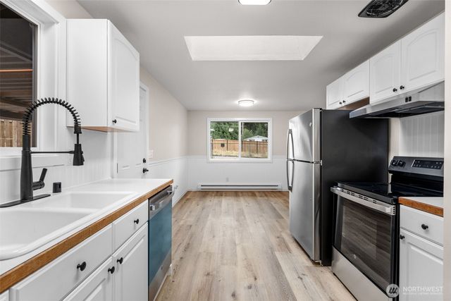 2113 E 68th Street, Tacoma, WA 98404