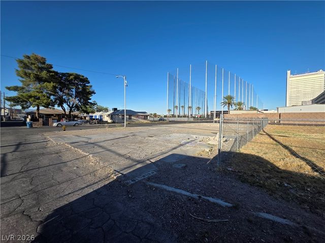 1900 Fairfield Avenue, Las Vegas, NV 89102