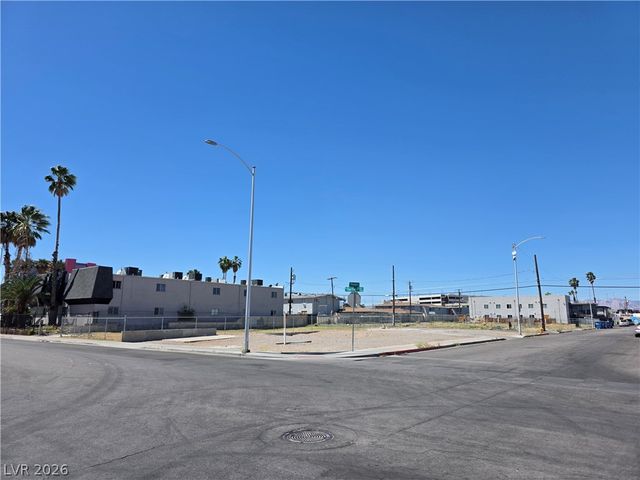 1900 Fairfield Avenue, Las Vegas, NV 89102